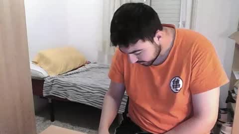 Snapshot of gsendra chatting on December 5, 8:22 am gsendra online show from December 5, 8:22 am