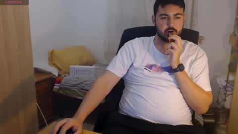 Snapshot of gsendra chatting on February 19, 2:23 pm gsendra online show from February 19, 2:23 pm