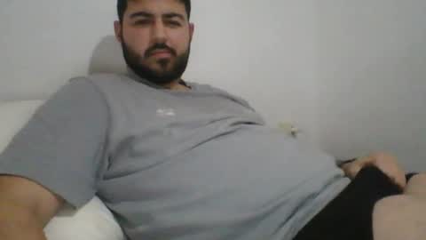 Snapshot of gsendra chatting on January 1, 10:13 pm gsendra online show from January 1, 10:13 pm