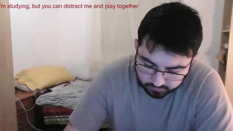 Snapshot of gsendra chatting on January 7, 9:21 am gsendra online show from January 7, 9:21 am