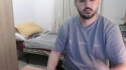 Snapshot of gsendra chatting on December 4, 10:57 am gsendra online show from December 4, 10:57 am