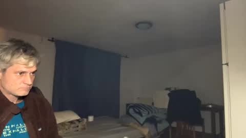 guardiannif_ online show from February 12, 7:02 pm