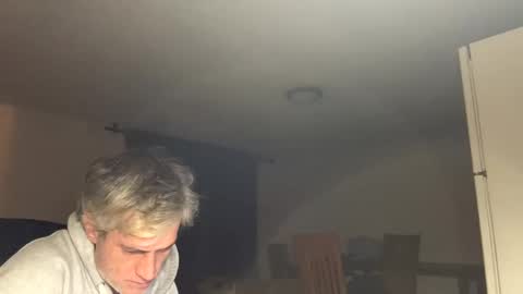 guardiannif_ online show from February 4, 1:34 am