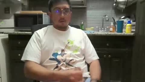 gucixoxo online show from April 2, 9:17 am