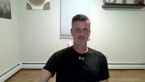 Snapshot of gudguy2025 chatting on October 1, 12:47 am gudguy2025 online show from October 1, 12:47 am