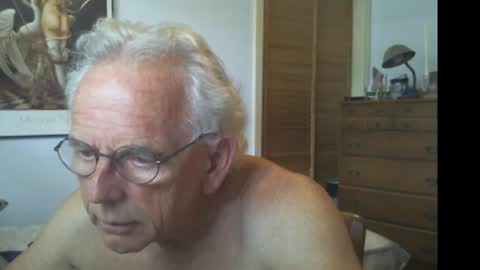 Roy online show from June 29, 5:57 pm