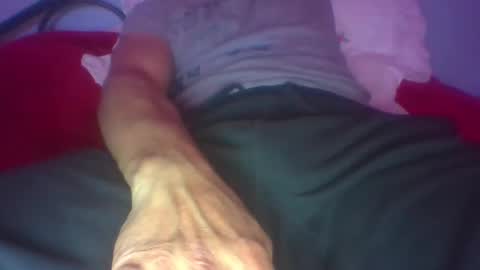 Snapshot of gunishment chatting on January 25, 4:35 pm gunishment online show from January 25, 4:35 pm