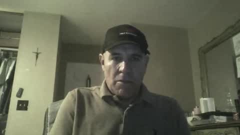 Snapshot of guy8inches4u chatting on September 13, 2:34 am guy8inches4u online show from September 13, 2:34 am