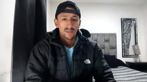 karim online show from February 8, 2:17 am