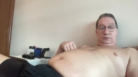 Snapshot of gwashere4u chatting on February 23, 1:27 pm gwashere4u online show from February 23, 1:27 pm