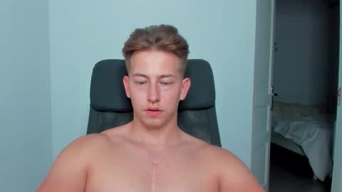 Oliver online show from October 2, 10:58 pm