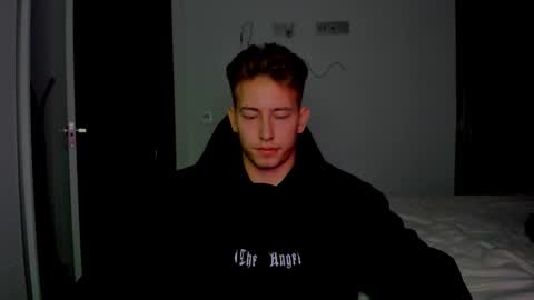 Oliver online show from February 18, 11:02 pm