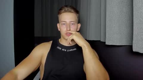 Oliver online show from September 15, 6:53 pm