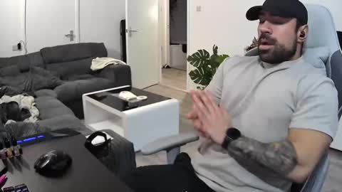 gymking999 online show from February 10, 11:15 am