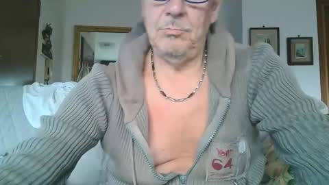 gyrdy online show from February 13, 4:17 pm