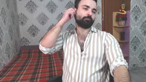 Hairy Tyler online show from January 19, 4:01 am