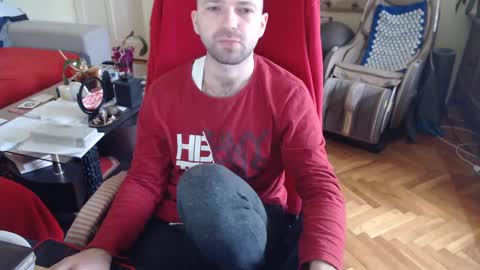 Puppy3 StockyDaddiesmusclebearsbeefybigmans online show from December 13, 9:58 am