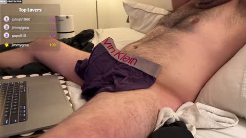 Snapshot of hairybelly818 chatting on January 9, 8:44 pm Hairy Belly online show from January 9, 8:44 pm