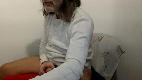 HairyTonkas online show from January 1, 2:20 pm