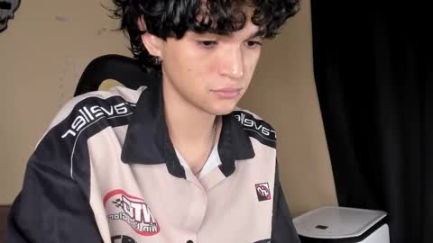 halan online show from February 25, 11:17 pm