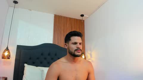 Hamilton online show from November 30, 2:24 am