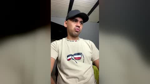 hamiltong12 online show from December 16, 4:41 am