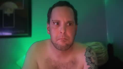 Snapshot of hand_banana_420 chatting on October 5, 1:31 am hand_banana_420 online show from October 5, 1:31 am