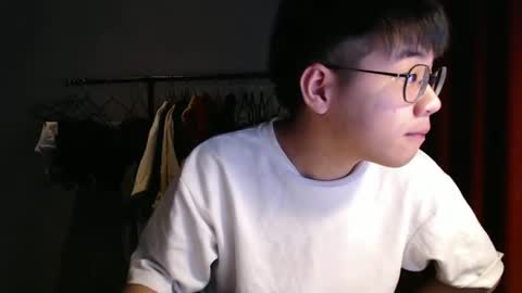 handsome_mannn online show from December 13, 6:49 pm