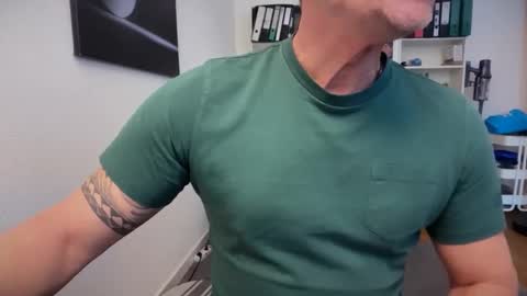 hanky online show from February 16, 2:15 pm