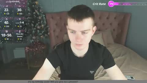 happydeimos online show from December 19, 11:01 pm