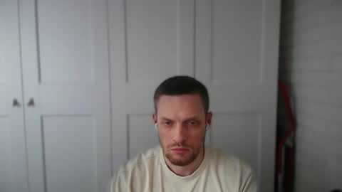 happyvelvetpaw online show from April 8, 10:14 am