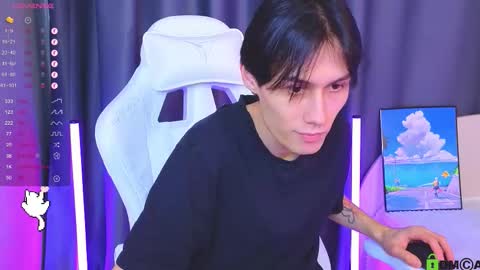 Mark online show from November 29, 9:39 pm