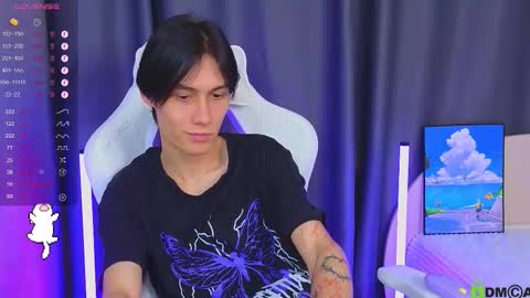 Mark online show from January 15, 10:45 pm