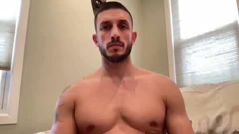 hard_runner_ online show from November 19, 4:40 pm