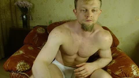 Snapshot of hardandripped chatting on December 5, 2:53 am Valentino Hard online show from December 5, 2:53 am