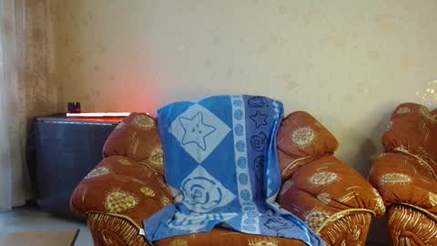 Valentino Hard online show from March 5, 8:21 am