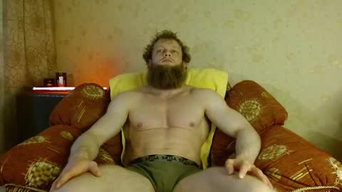 Valentino Hard online show from November 25, 6:15 am