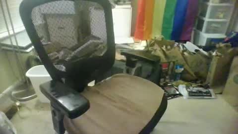 hardy online show from November 13, 6:40 am