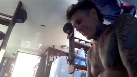 hardnthick online show from January 10, 3:18 am