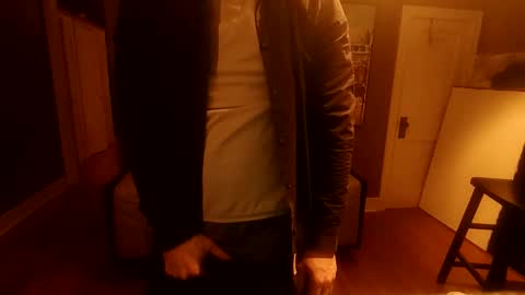 Tom online show from February 7, 7:04 am