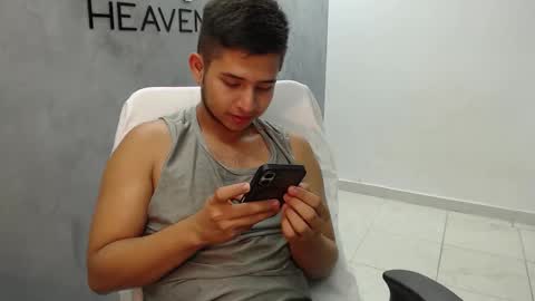 harold_18_ online show from February 3, 6:35 pm