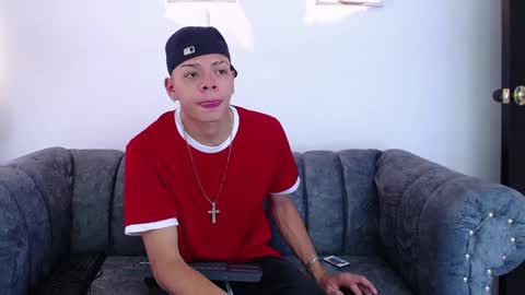 Harry online show from February 9, 8:13 pm