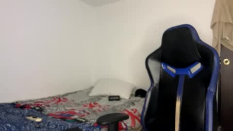 harry_p01 online show from September 21, 3:23 pm