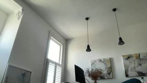 harryisstillawhore online show from April 12, 11:55 am