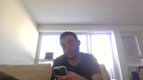 Snapshot of hash420 chatting on January 19, 10:06 am hash420 online show from January 19, 10:06 am