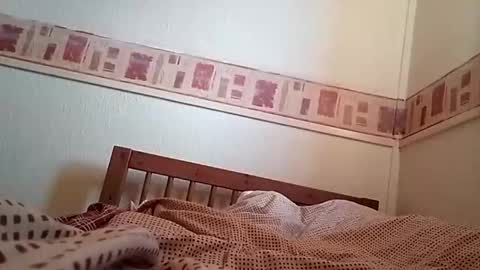 Snapshot of heardinio5 chatting on September 12, 5:13 pm heardinio5 online show from September 12, 5:13 pm