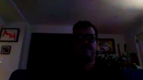 Snapshot of heartofadog604 chatting on January 4, 11:27 pm MT online show from January 4, 11:27 pm