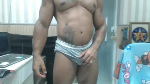 hebertgomes online show from February 25, 10:50 pm