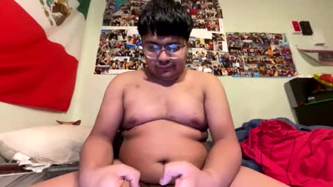 hectorsexyboy932374 online show from January 6, 8:40 am