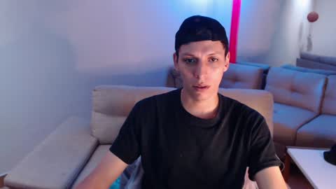 hefesto_69 online show from February 4, 8:28 pm